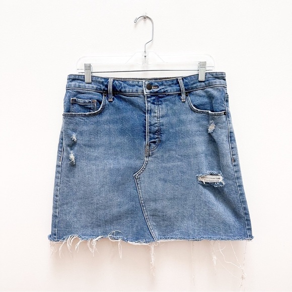 Old Navy High Rise Distressed Raw Hem Jean Skirt - Picture 2 of 6